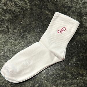 White poshmark socks